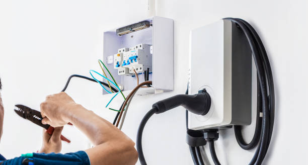 Best Affordable Emergency Electrician  in North Bellport, NY